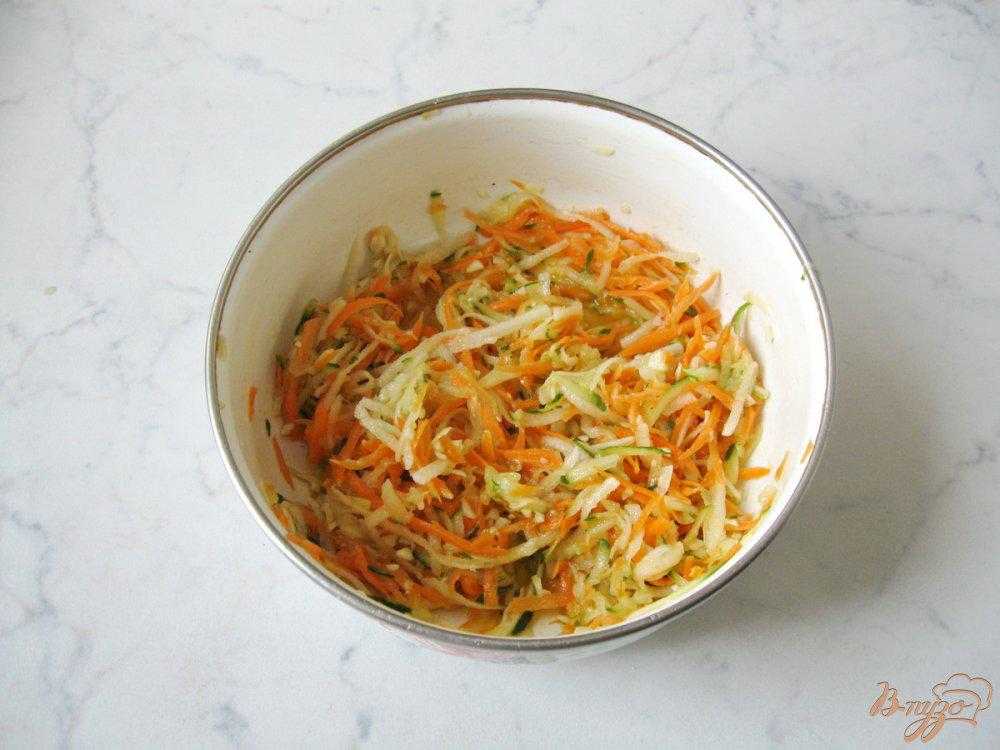 Салат из редьки и моркови с майонезом
