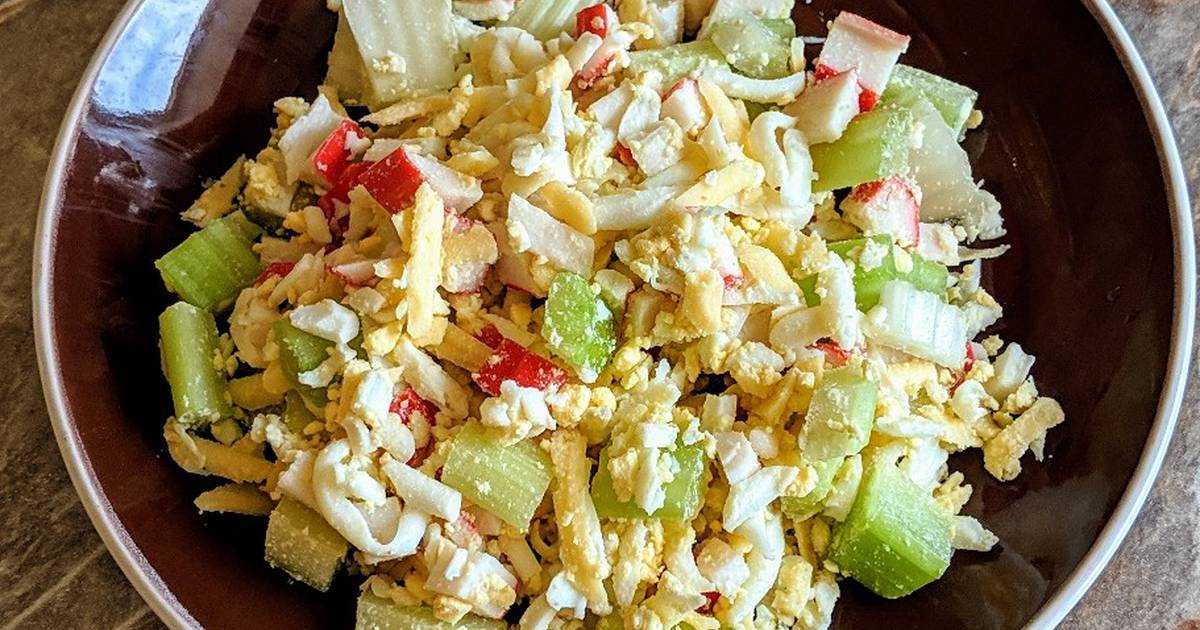 Салат с сельдереем и яблоками