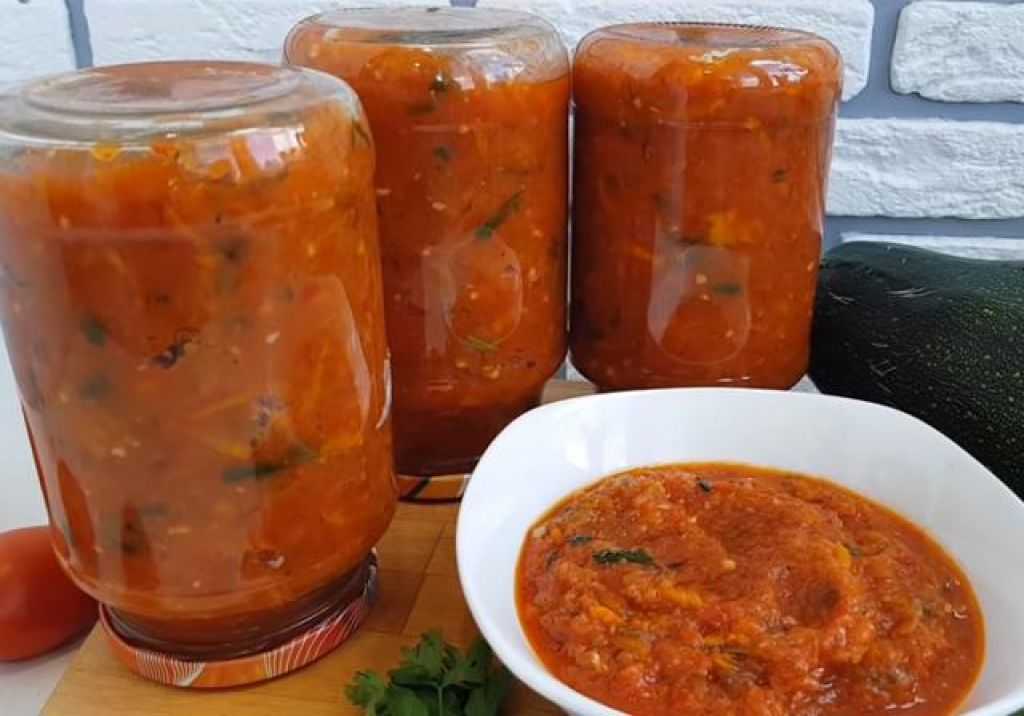 Cалаты из кабачков на зиму: 9 самых вкусных и простых рецептов