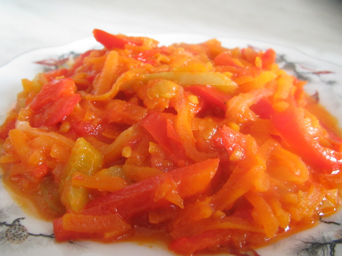 Капуста маринованная с луком морковью болгарским перцем