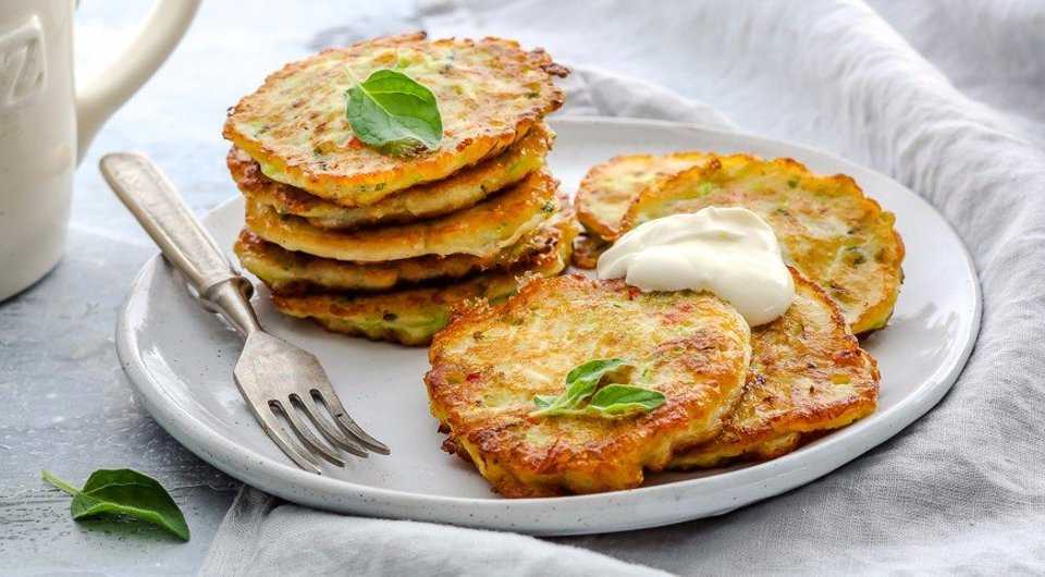 Оладьи из кабачков с сыром - рецепт с пошаговыми фото | меню недели