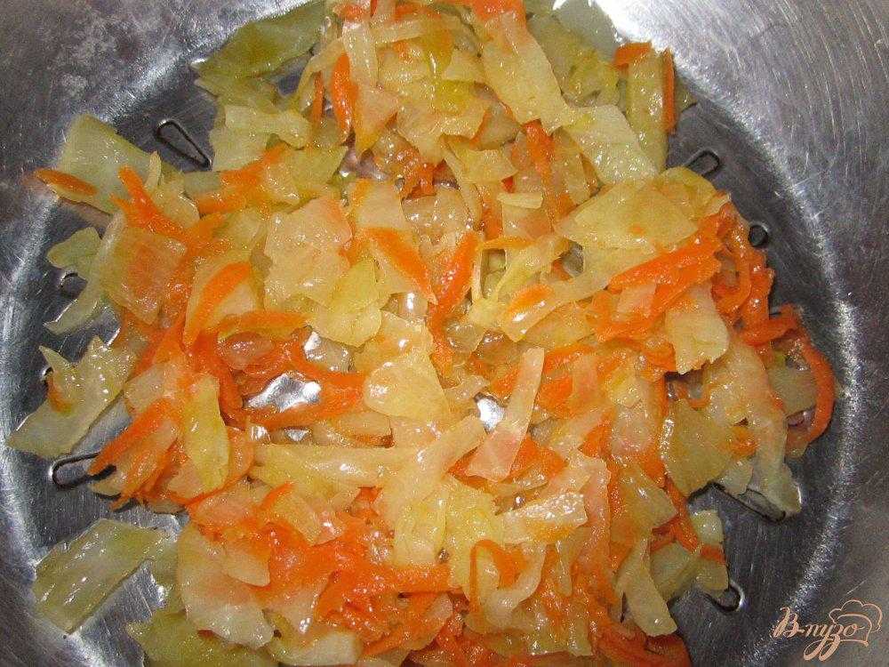 Тушеная капуста с морковью