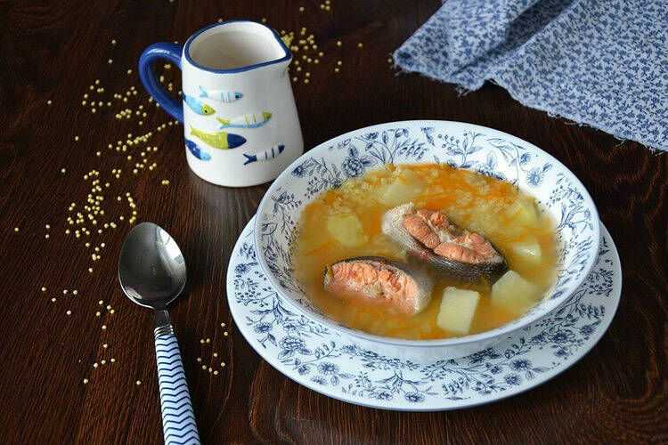 Рыбный суп из головы лосося с кукурузной крупой рецепт с фото пошагово - 1000.menu