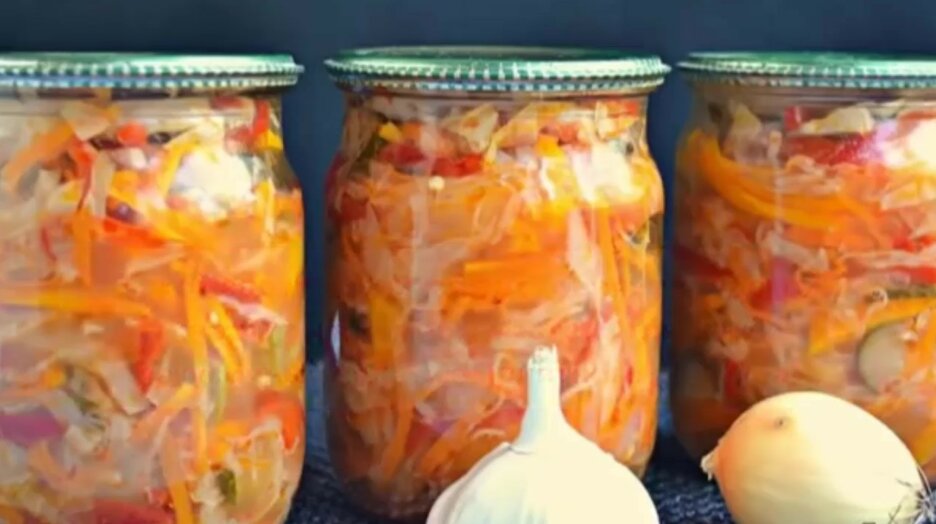 Рецепт капусты квашеной с помидорами и сладким перцем
с фото и пошаговым описанием приготовления блюда