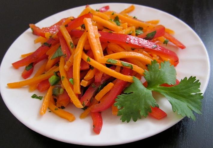 Болгарский перец с морковью на зиму, рецепт с фото