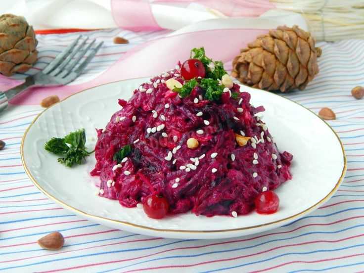 Салат из свеклы с черносливом - рецепт с фото очень вкусный