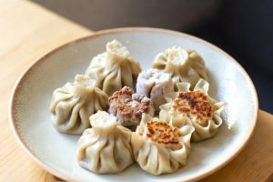 Сколько и как лучше варить свежие и замороженные хинкали?