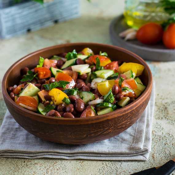 Салаты с фасолью - 20 простых и вкусных рецептов