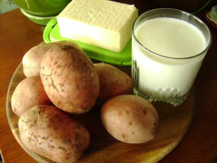Рецепт молочная картошка с яйцами