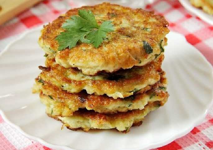 Оладьи из кабачков — 12 самых вкусных рецептов