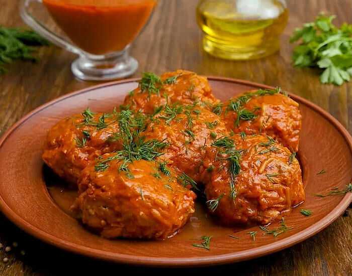 Ленивые голубцы с рисом с капустой и фаршем в духовке рецепт с фото пошагово и видео - 1000.menu