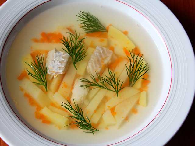 Рыбный суп с рисом и картошкой - 9 пошаговых фото в рецепте