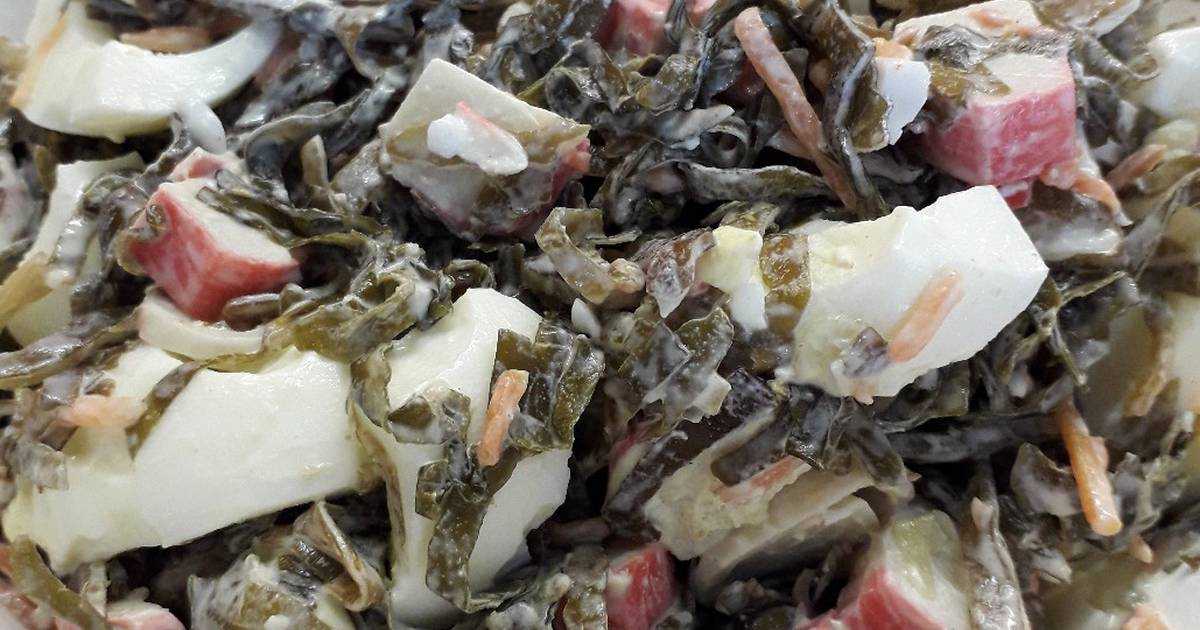 Салат из морской капусты — 10 простых и вкусных рецептов