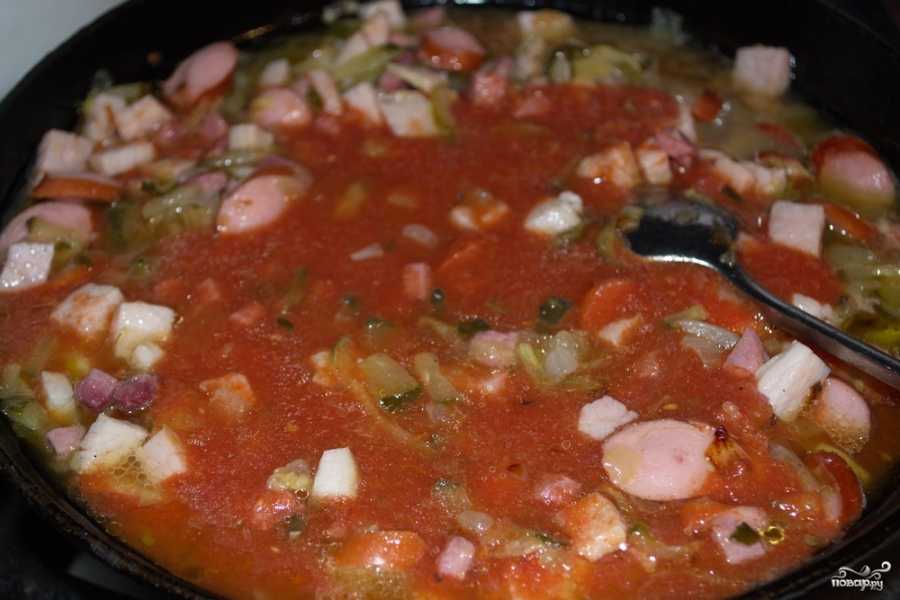 Солянка из сосисок рецепт с фото пошагово