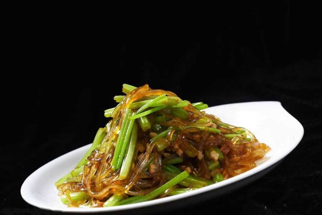Капуста с яйцом жареная на сковороде рецепт с фото пошагово - 1000.menu