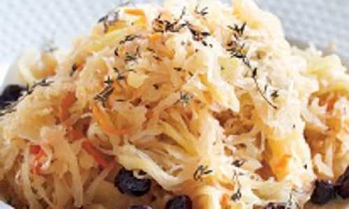Капуста квашеная: 7 рецептов приготовления хрустящей квашеной капусты с рассолом, в банке, на зиму