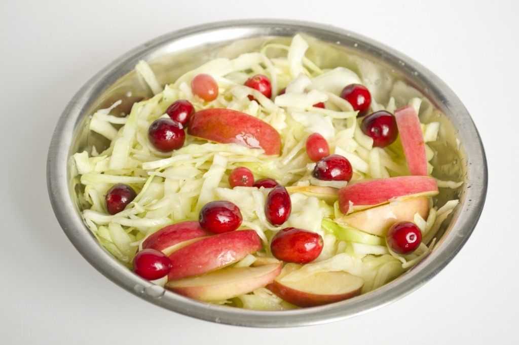 Проверенные рецепты квашеной капусты с яблоками. как капусту с яблоками квасить, классические рецепты