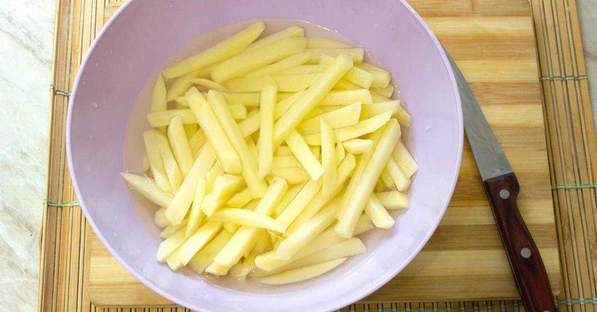 Картошка на сковороде - 540 рецептов приготовления пошагово - 1000.menu