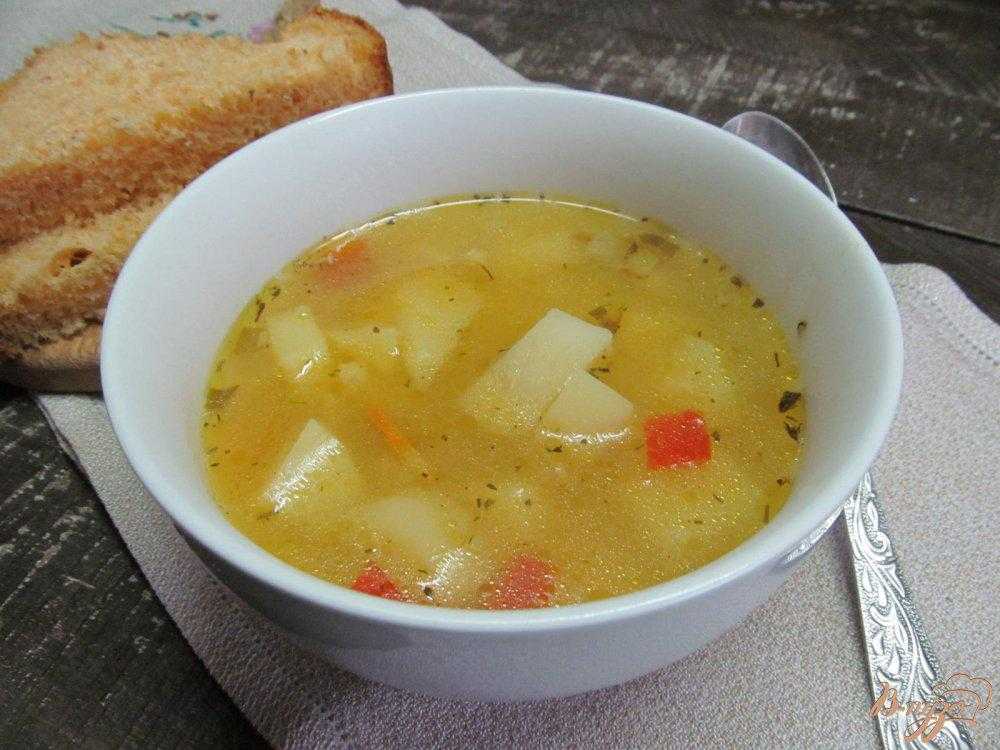 Суп без картошки рецепт. Наваристый картофельный суп. Картофельный бульон. Картошка с бульоном. Овощной суп с рисом.