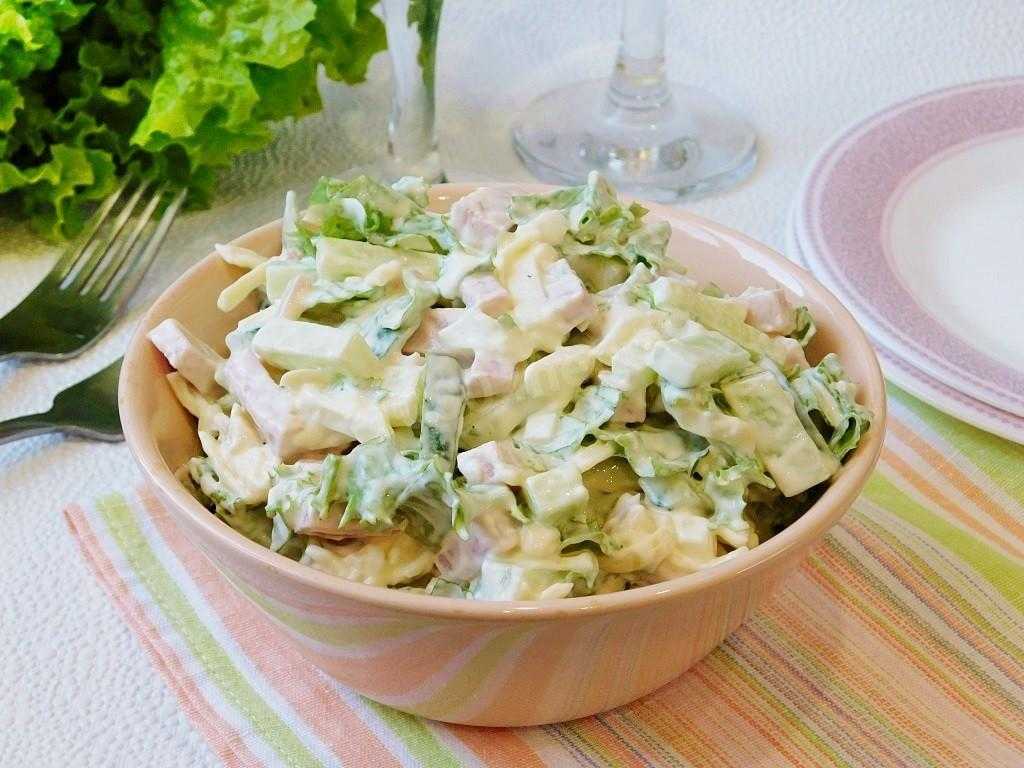 Салат нежность с кукурузой
