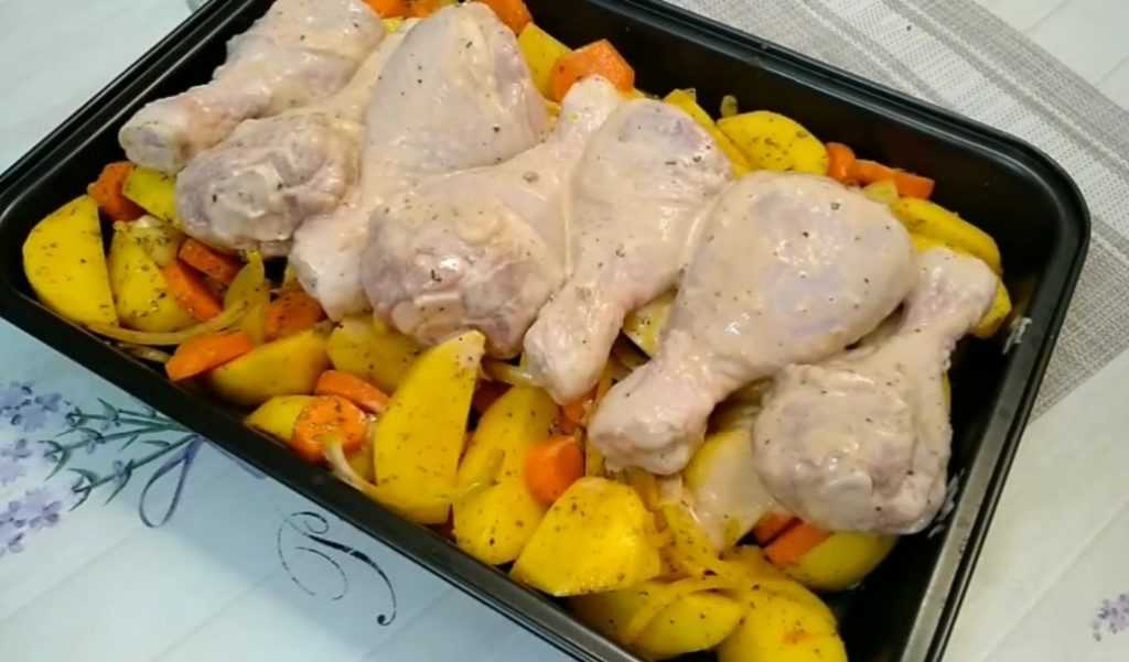Курица с картошкой в рукаве – 8 рецептов запеченной курицы