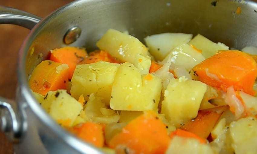 Тушеная тыква с луком и зеленью рецепт с фото пошагово и видео - 1000.menu