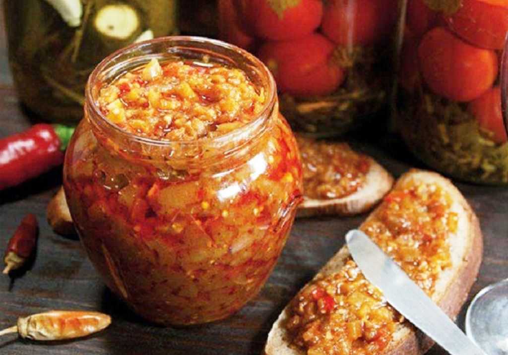 Как приготовить баклажановую икру быстро и вкусно на сковороде