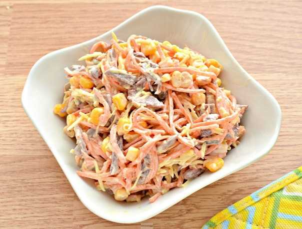 Салат с корейской морковью и копченой колбасой - необычное сочетание: рецепт с фото и видео