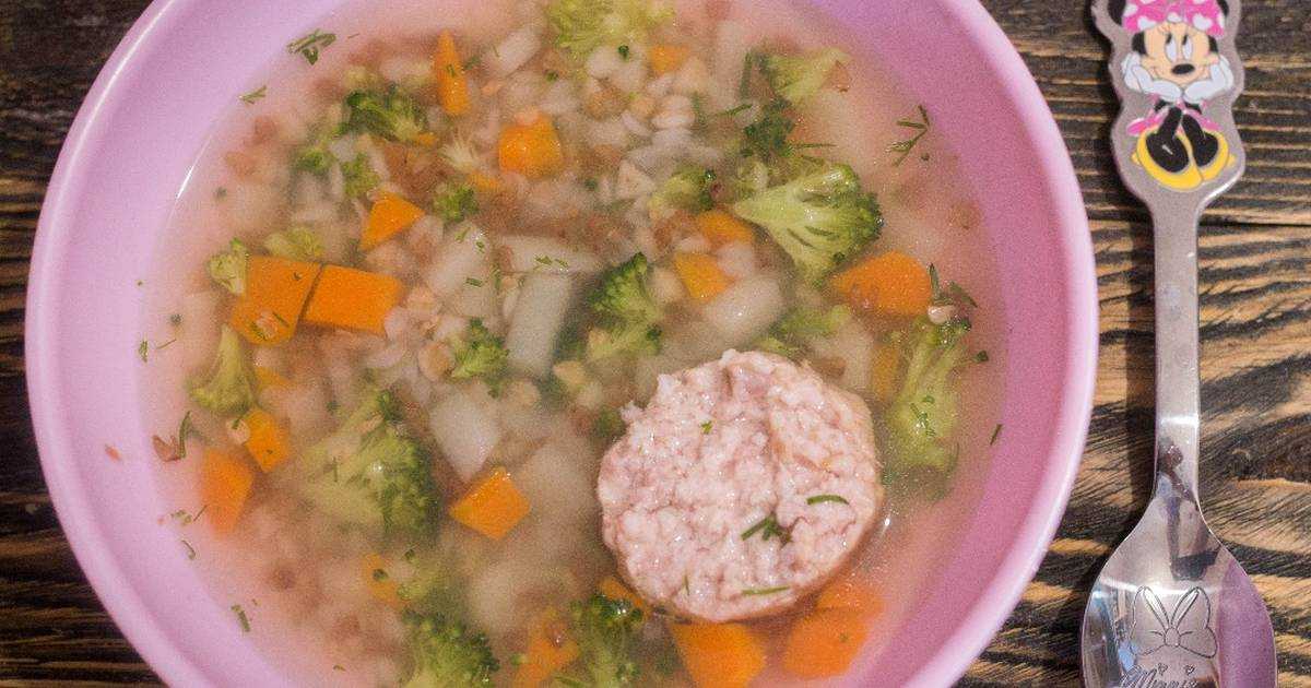 Суп для малышей до года. Овощной суп для ребенка. Детские супчики до года. Супы для малышей до года. Гречневый суп для ребенка.