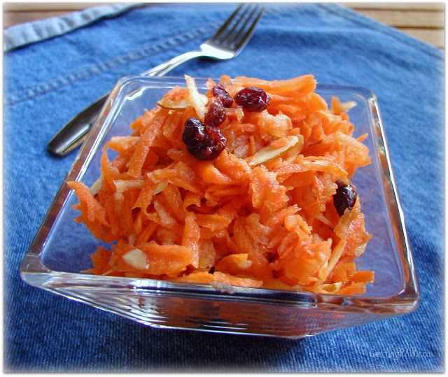 Салат из вареной моркови – питательная и витаминная закуска: рецепт с фото и видео