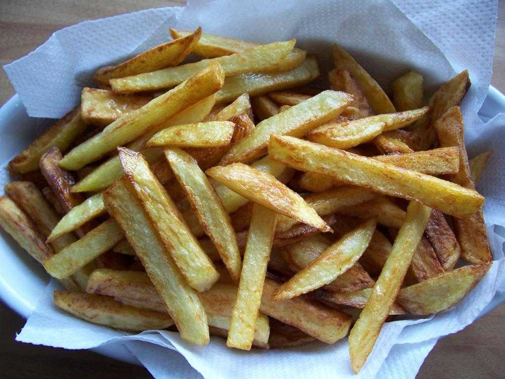 Картошка целиком обжаренная в сливочном масле — рецепт с фото пошагово