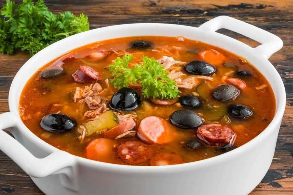 Как приготовить вкусный суп из свинины на обед