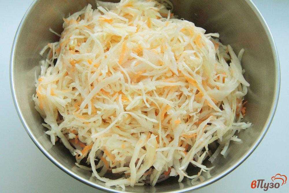 Салат из квашеной капусты - 10 рецептов приготовления пошагово - 1000.menu
