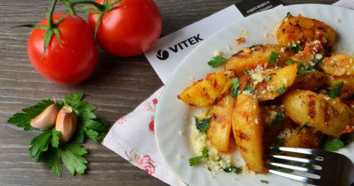 Картофель в кожуре запеченный в духовке с чесноком по деревенски