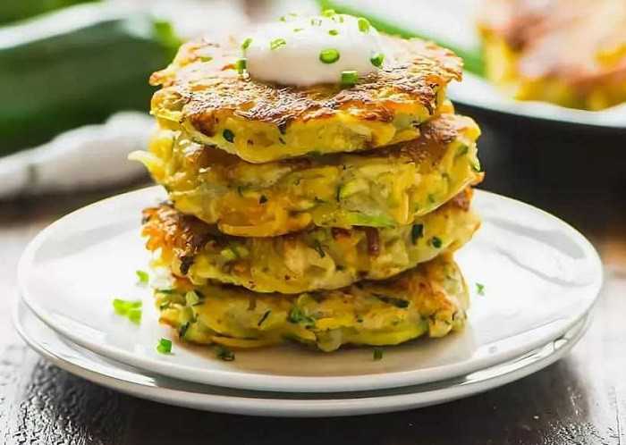 Оладьи из кабачков с сыром - 6 самых вкусных рецептов на сковороде с фото пошагово