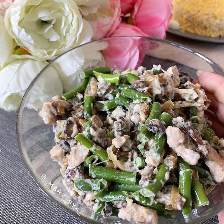Салат с кириешками кукурузой и фасолью рецепт с фото пошагово - 1000.menu