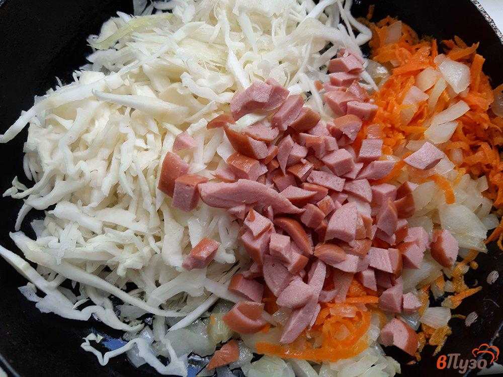 10 шикарных рецептов тушеной капусты с сосисками