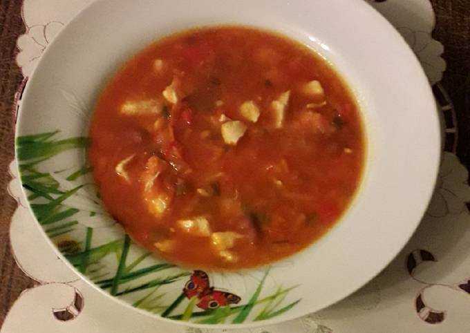 Куриный суп с яйцами и помидорами (на китайский манер)