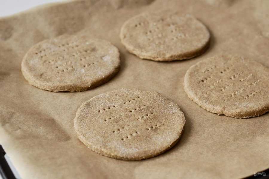 Ржаные лепешки в духовке. Чаммель Какко ржаные лепешки. Финские лепешки. Финские лепешки из ржаной муки. Финские из ржаной муки.