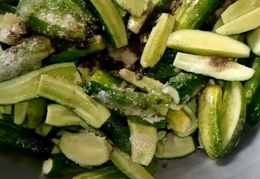 Фунчоза с курицей и овощами — 9 пошаговых рецептов салата