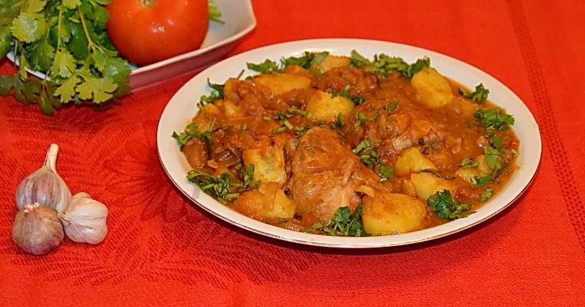 Бесподобная картошка тушеная с курицей - пошаговый рецепт