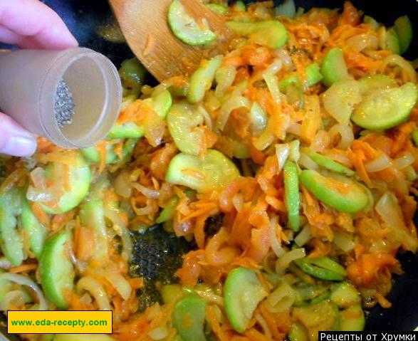 Рецепт кабачков, тушёных с морковью и луком - 9 пошаговых фото в рецепте