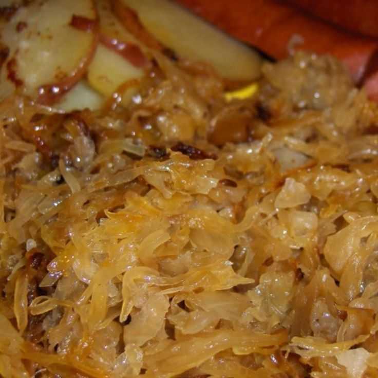 Тушеная кислая капуста по немецки - вкусные блюда