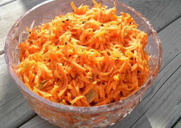 Салат из моркови и яиц
